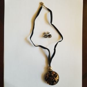Handmade glass necklace and earrings set